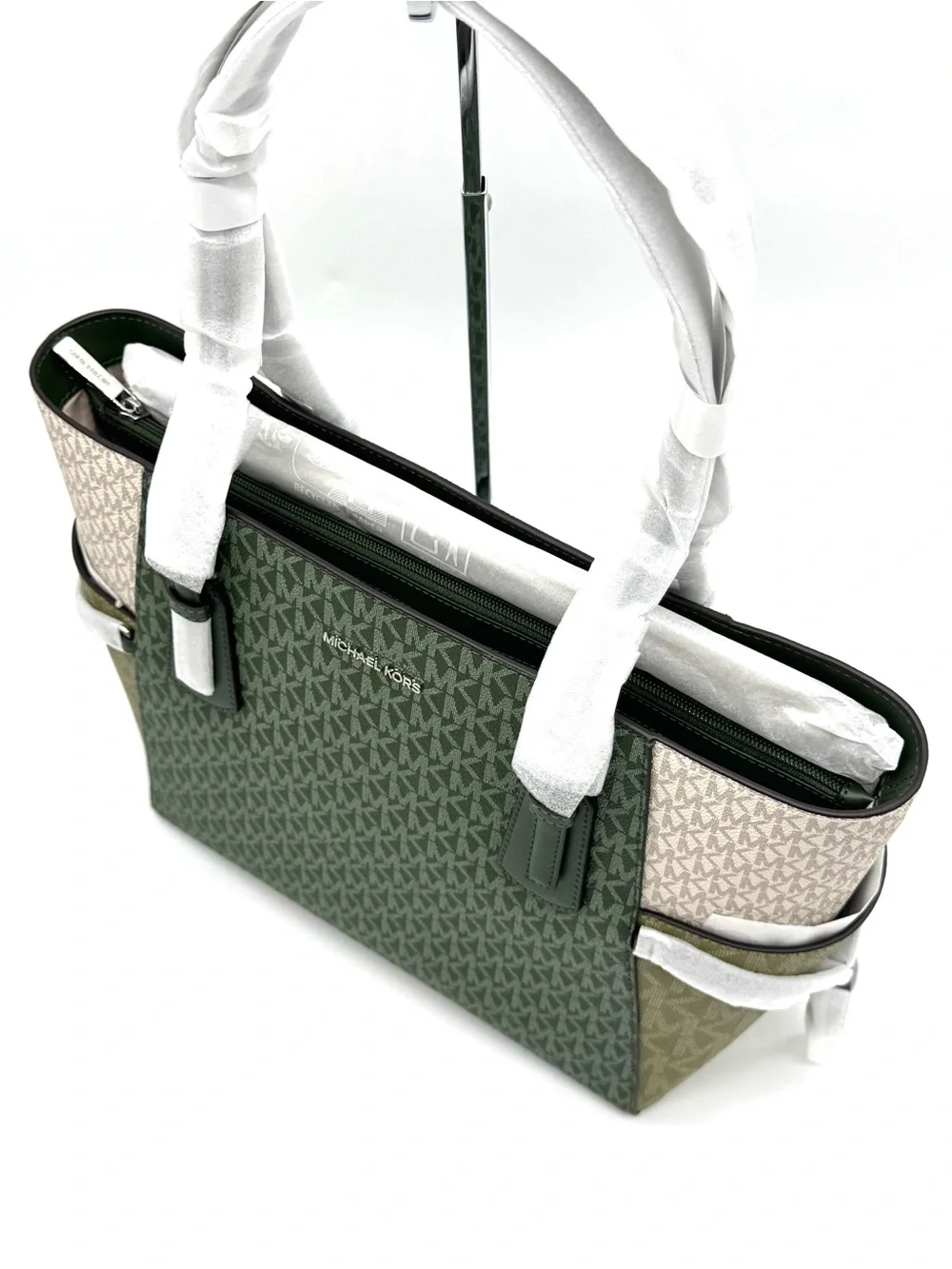 Michael Kors Voyager Large Color-Block Signature Logo Tote Bag - Amazon Green